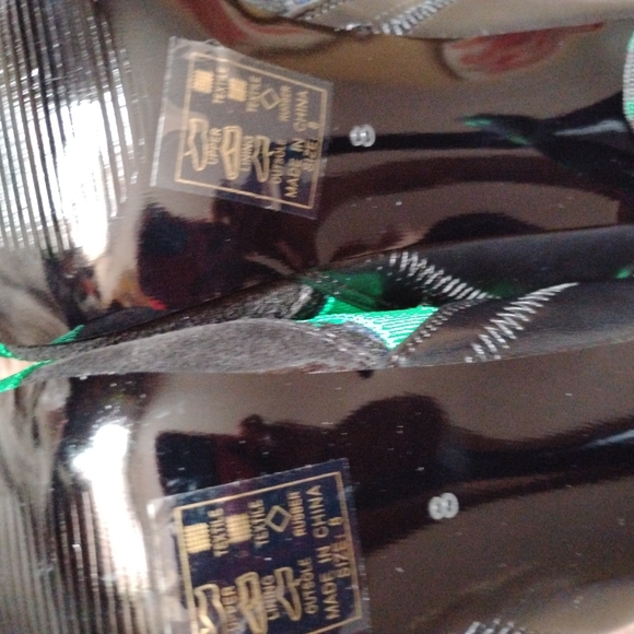 Patterned Green and Black Ankle Boots. New Without Tag - Picture 3 of 15